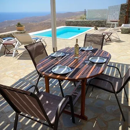 Cosy Villa With Infinity Pool And Amazing View Kíthnos Esterno foto