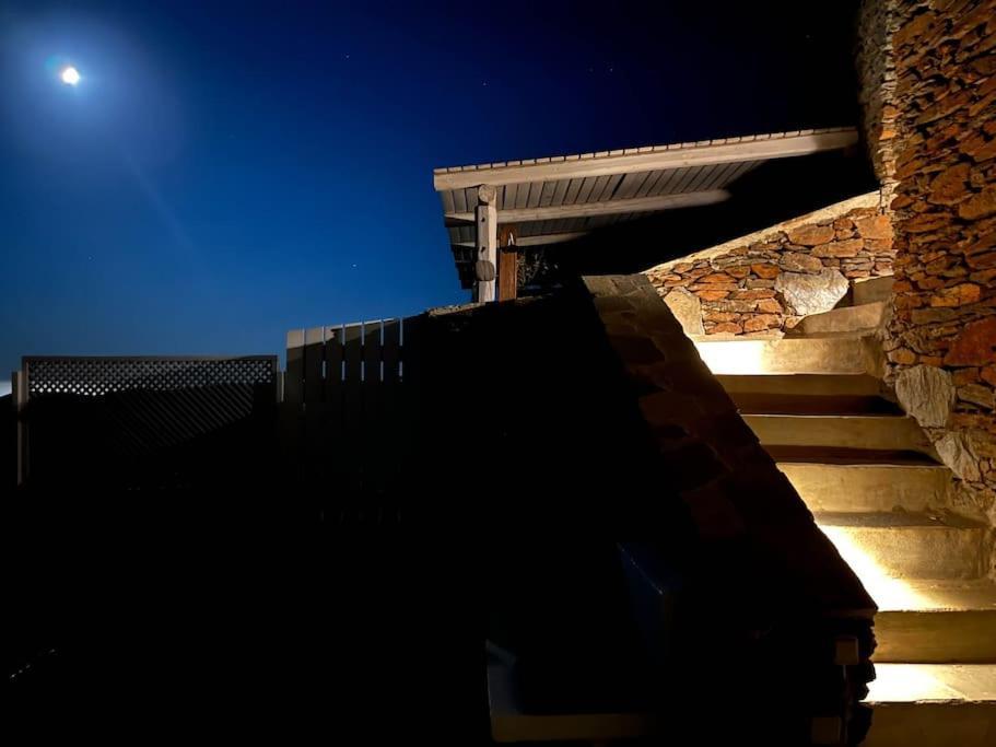 Cosy With Infinity Pool And Amazing View Σπίτι διακοπών