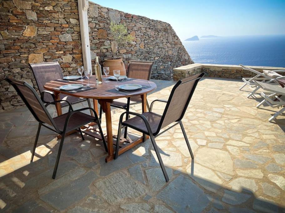 Cosy With Infinity Pool And Amazing View Ferienhaus *